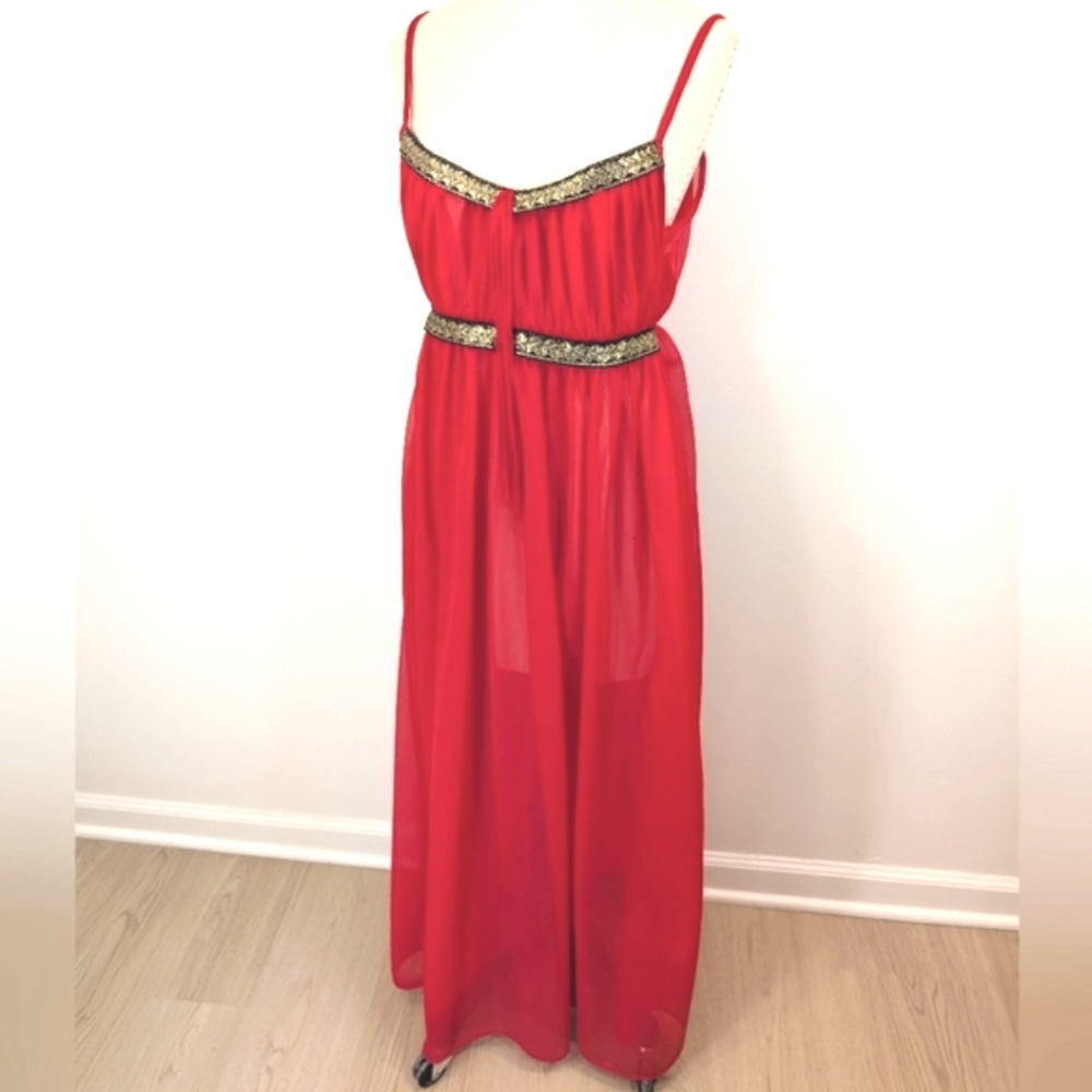 Vintage GMC union made, nylon dressing gown, lingerie, nightgown. Small